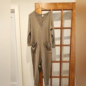 Smash + Tess Onesie, size medium